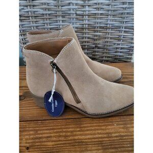 White Mountain Tan Suede Western Ankle Boots Side Zipper Stacked Heel Size 8